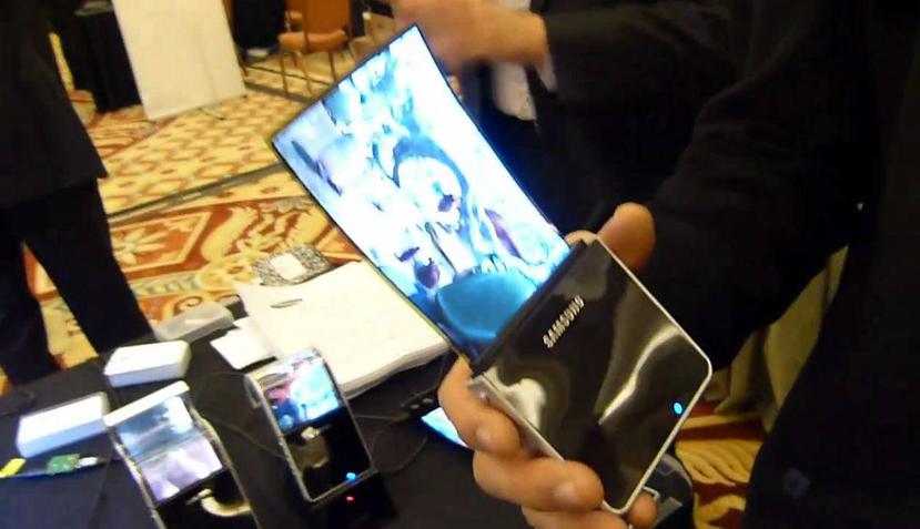 El dispositivo hasta ahora es conocido como "Galaxy F". (YouTube / PhoneArena)
