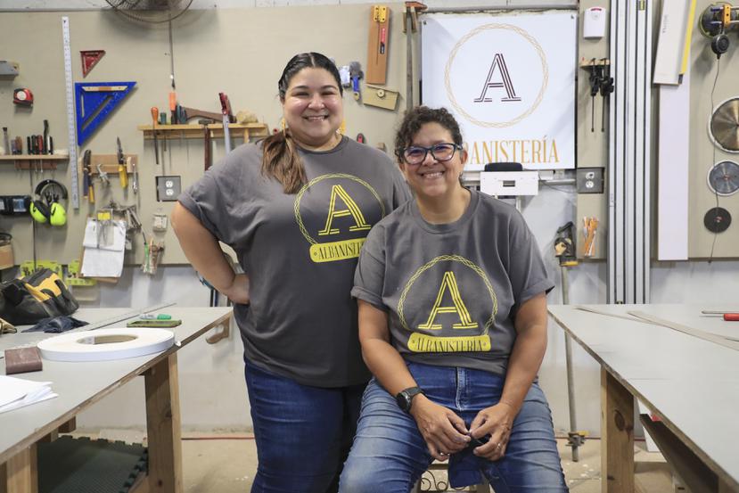 Zulnette “Zuly” García y Alba Montero unieron esfuerzos para fundar el proyecto Albanistería, un taller que facilita a las mujeres el proceso de aprendizaje y el uso de herramientas.
