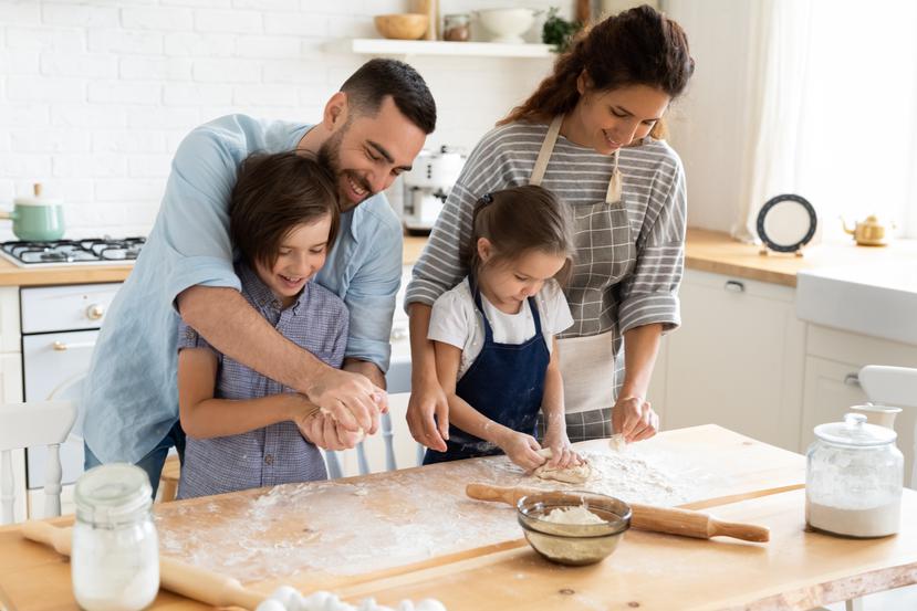 La comida y las actividades relacionadas con la cocina han sido un punto clave de conexión durante este periodo de aislamiento. (Shutterstock)