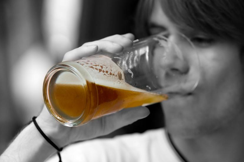 Más evidencia científica relaciona el consumo de alcohol y el riesgo de cáncer entre los jóvenes.