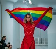 Una modelo participa de la edición del evento Transfashion celebrado recientemente en Nueva York.