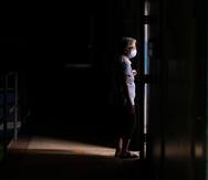 Los electores no abandonaron el colegio a pesar de la oscuridad en los pasillos.