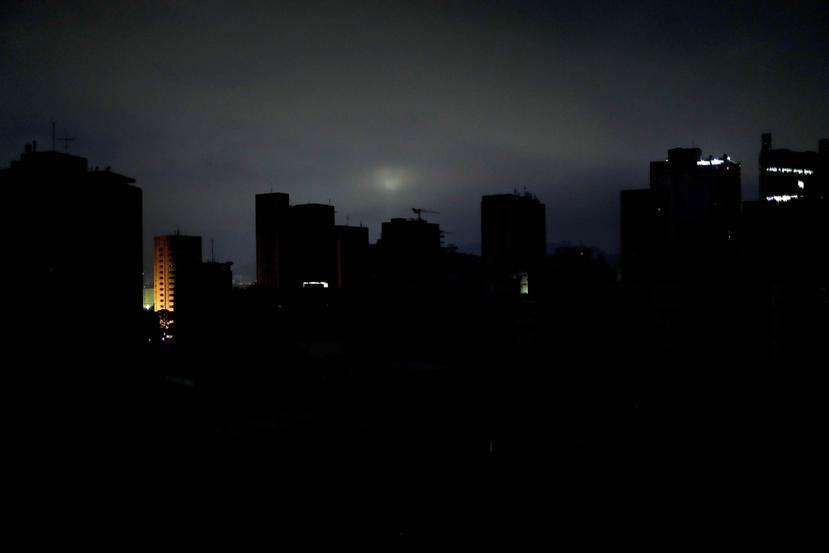Así se veía esta madrugada Caracas. (AP)