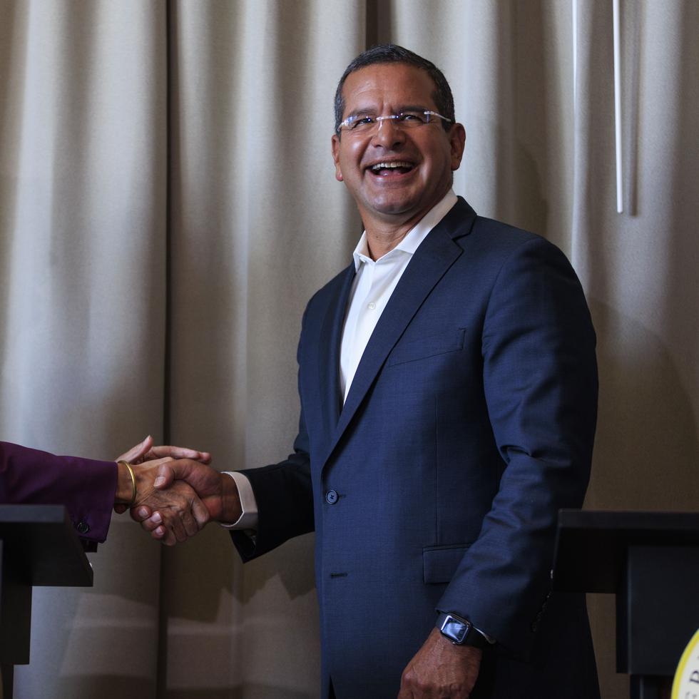 La secretaria de Energía, Jennifer Granhol, con el gobernador Pedro Pierluisi durante su visita de principios de mes a Puerto Rico.