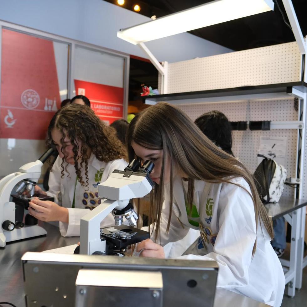 Se espera que el NSF Arecibo C3 instigue la pasión por la ciencia, tecnología, ingeniería y matemáticas e inspire a futuras generaciones de científicos e investigadores.