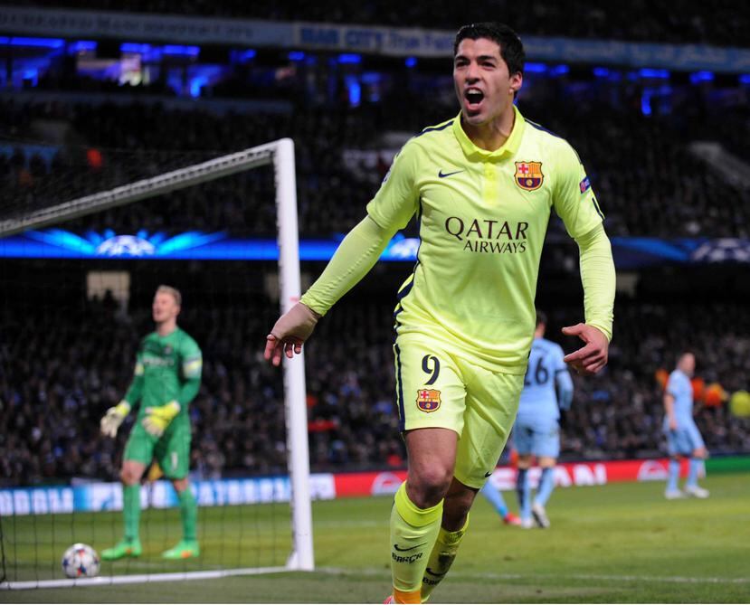 Suárez celebra uno de sus dos goles en el partido.
