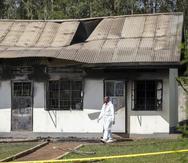 Mueren 11 personas y seis resultan heridas en un incendio en una escuela para ciegos, en Uganda.