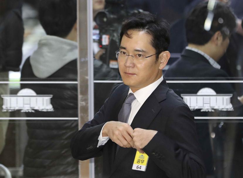 Lee Jae-yong, vicepresidente de Samsung Electronics, está acusado de malversación de fondos, de mentir bajo juramento y de ofrecer un soborno. (AP)