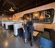 Hiram Turull y su esposa Dianne Turull son propietarios también de El Cilantrillo, en Orlando.