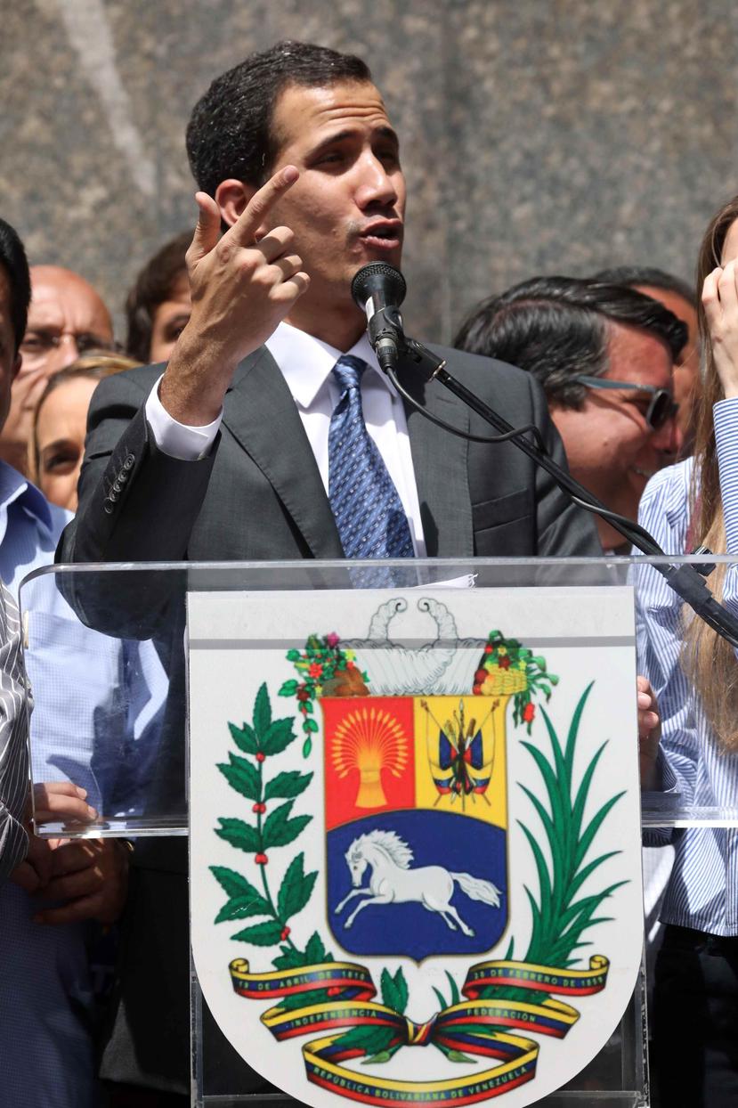 Juan Guaidó, quien en enero asumió como presidente encargado, fue reconocido por más de 50 países. (EFE)