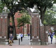 Un portavoz del Departamento de Educación confirmó que su Oficina para Derechos Civiles ha abierto una investigación sobre Harvard, pero declinó dar más detalles.