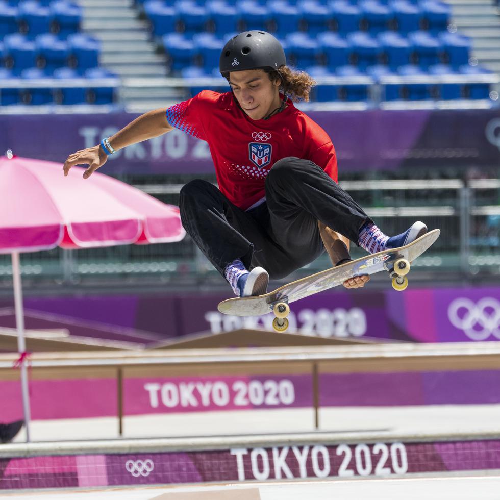 Steven Piñeiro, quien debutó en las Olimpiadas de Tokio 2020, se encuentra en Japón en un acuartelamiento de cara a las últimas dos competencias clasificatorias.