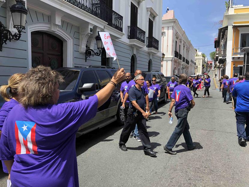 La delegada de la Unión General de Trabajadores (UGT), Mayra Rivera denunció que el histórico edificio del Departamento de Estado, en el Viejo San Juan “está plagado de hongo”.
