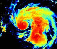 Imagen infrarroja del satélite GOES-East que muestra al huracán Fiona.
