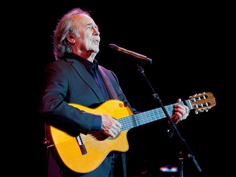Joan Manuel Serrat durante un concierto en Girona. (EFE / Robin Townsend)