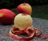 La manzana es una fruta muy nutritiva que aporta 20% del valor diario de fibra recomendado por los expertos.