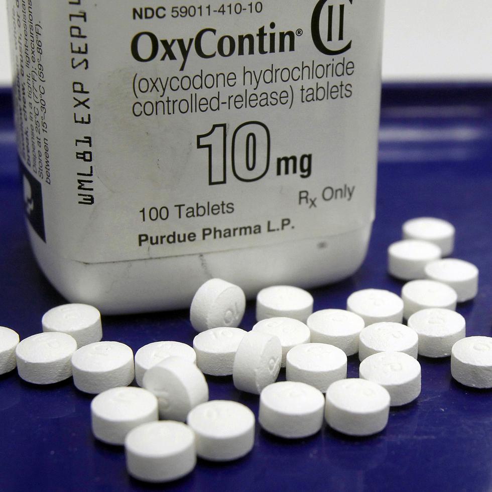 Entre las órdenes sospechosas reportadas por el DEA se encontraban al menos 113 recetas de oxicodona.