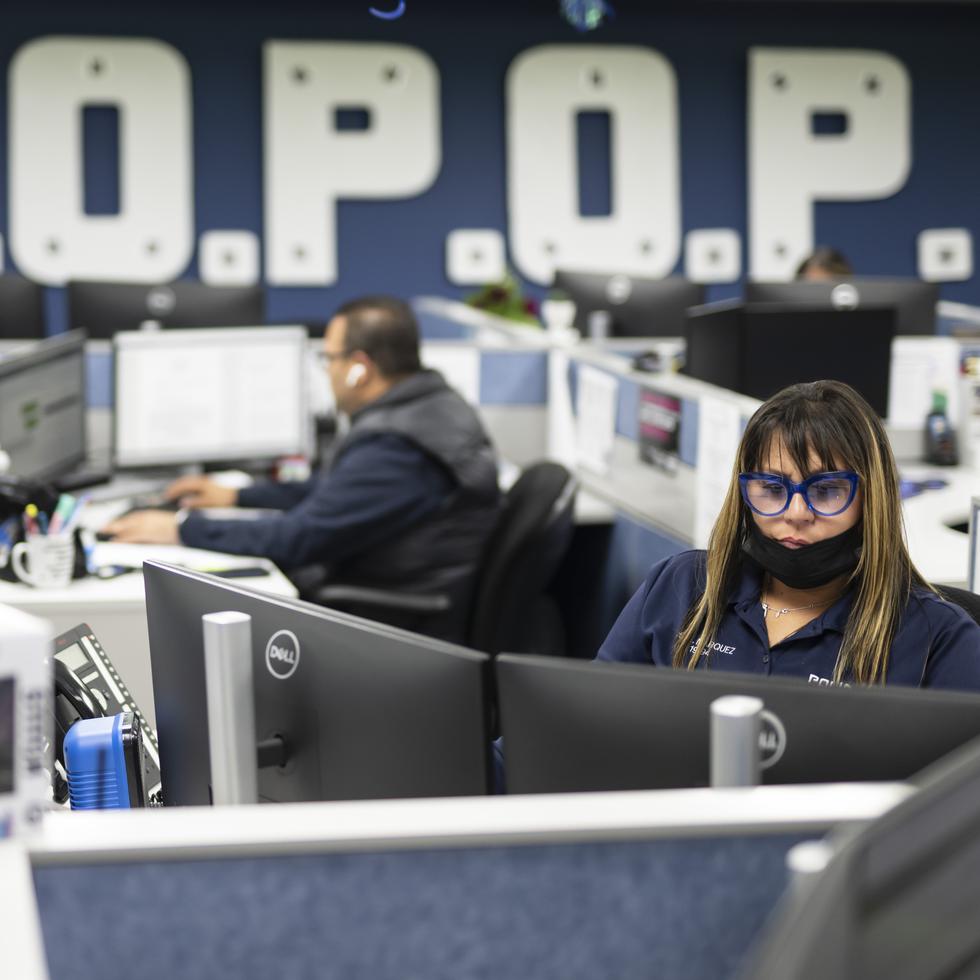 El COPOP fue creado en junio de 2021, como parte del estado de emergencia por la violencia machista, y cuenta con 19 empleados civiles y 13 oficiales de rango que trabajan en tres turnos durante los siete días de la semana.