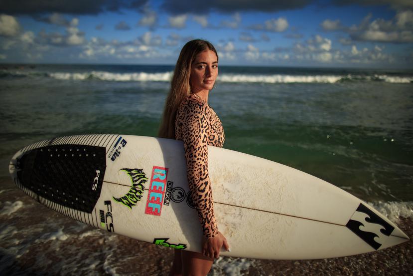 Havanna Cabrero, con 22 años, aspira a convertirse en la primera surfer de Puerto Rico en clasificar a unos Juegos Olímpicos.