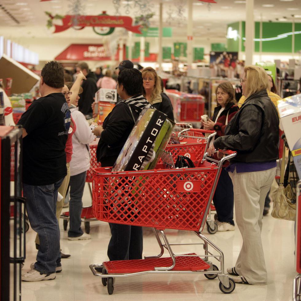 La cadena de tiendas por departamento Target se encuentra entre las más deseadas por los puertorriqueños en la isla. (AP Photo/David Zalubowski)