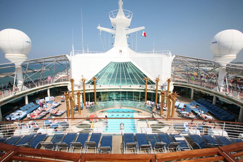 Liberty of the Seas | De Royal Caribbean. Mide 1,112 pies de longitud y tiene capacidad para 4,960 pasajeros. Incluye cines 3D y un restaurante de tres pisos. (GFR Media)