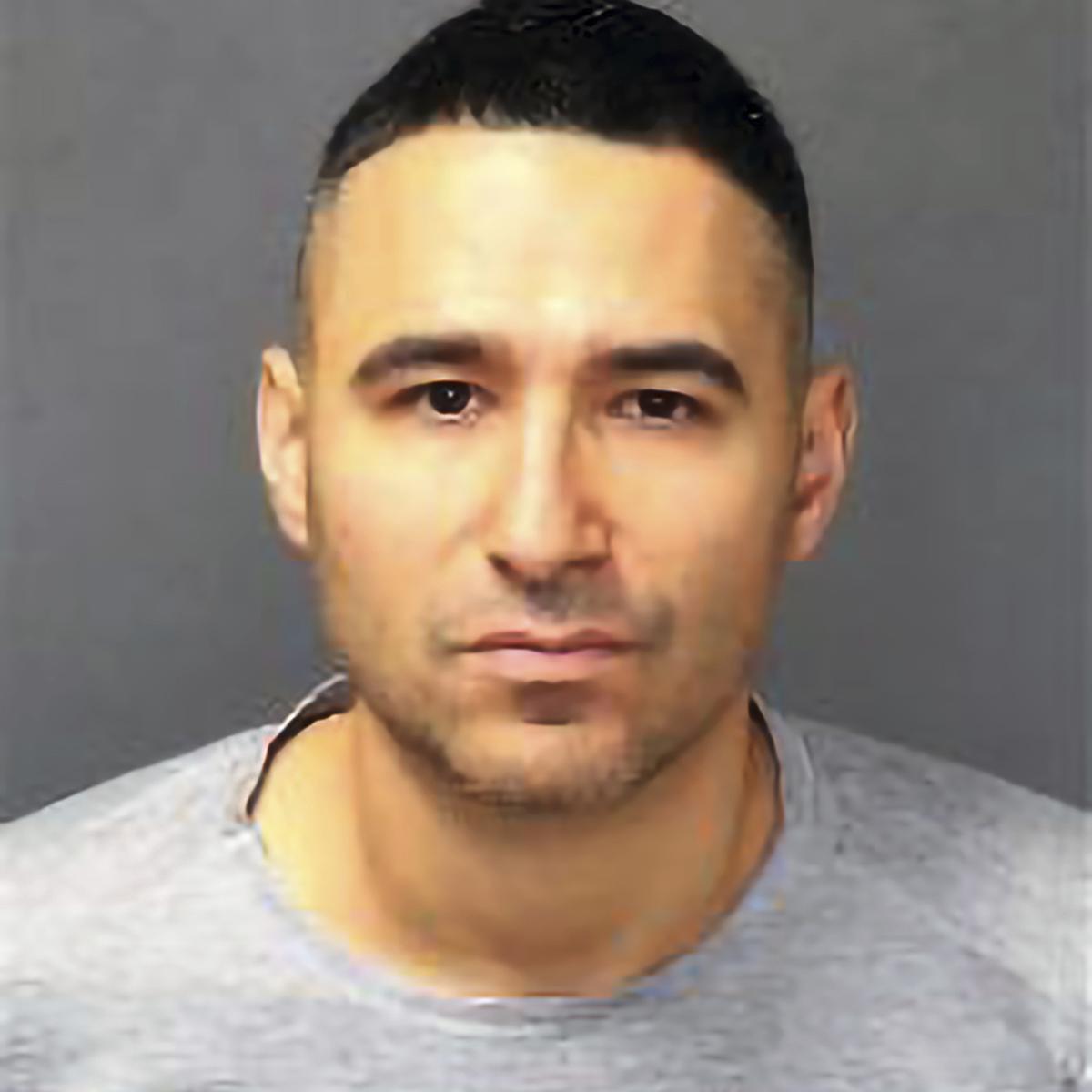 Juez niega fianza o arresto domiciliario para hombre acusado de matar a  inquilinas – Telemundo Las Vegas
