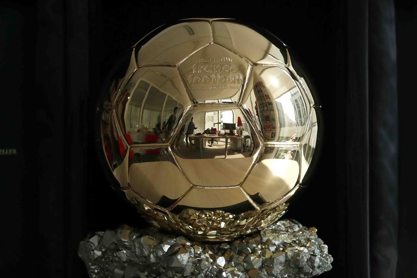 El trofeo del Balón de Oro. (AP)
