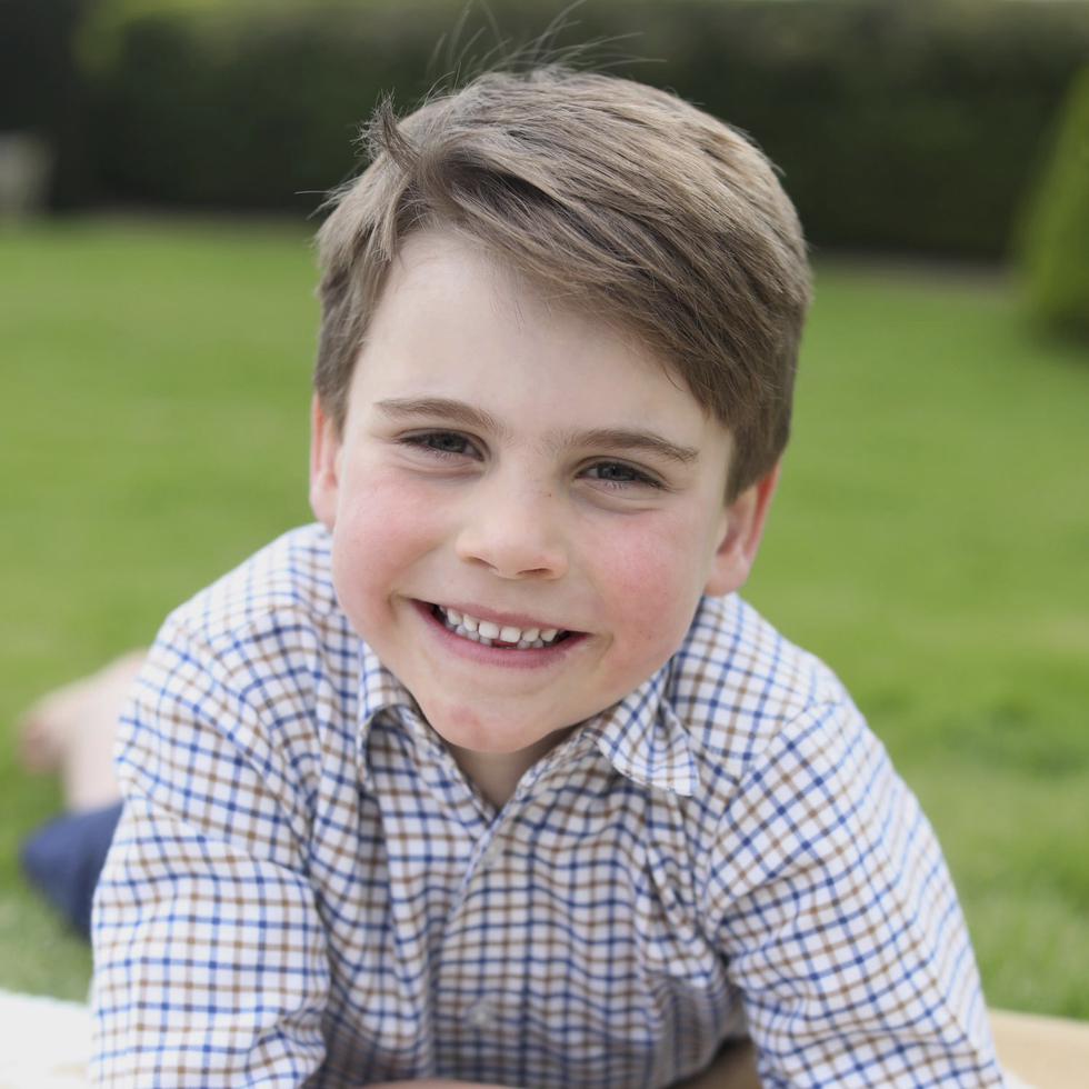 El príncipe Louis cumple seis años y lo celebran con una foto tomada por Kate Middleton