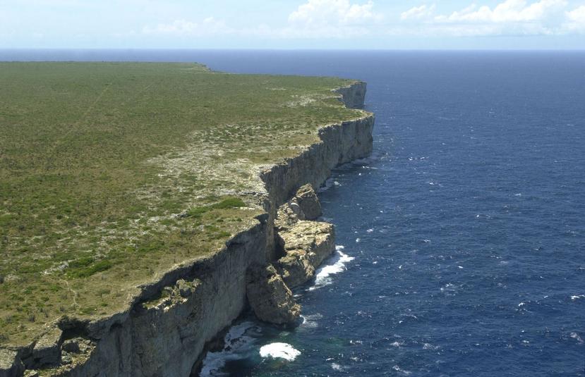 Vista de la costa de isla de Mona. (GFR Media)